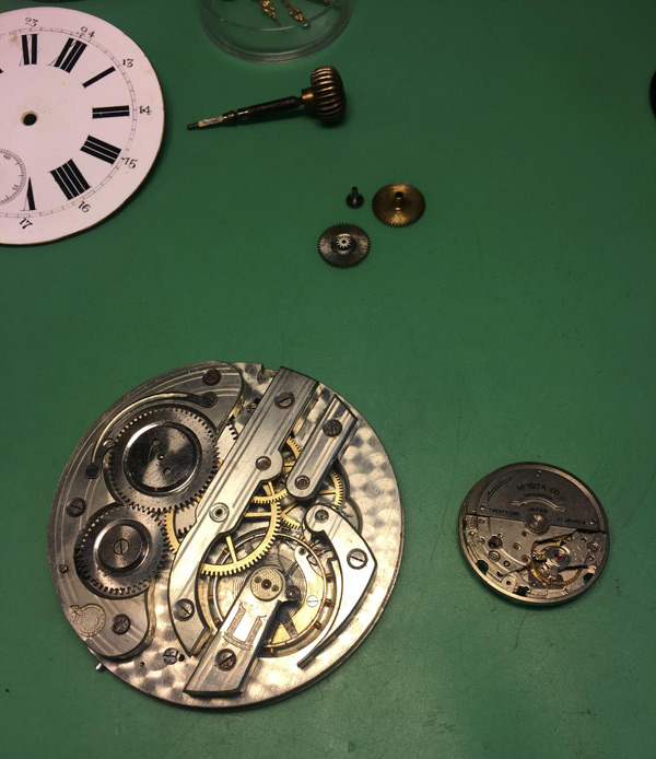 Riparazione e restauro orologi a Firenze